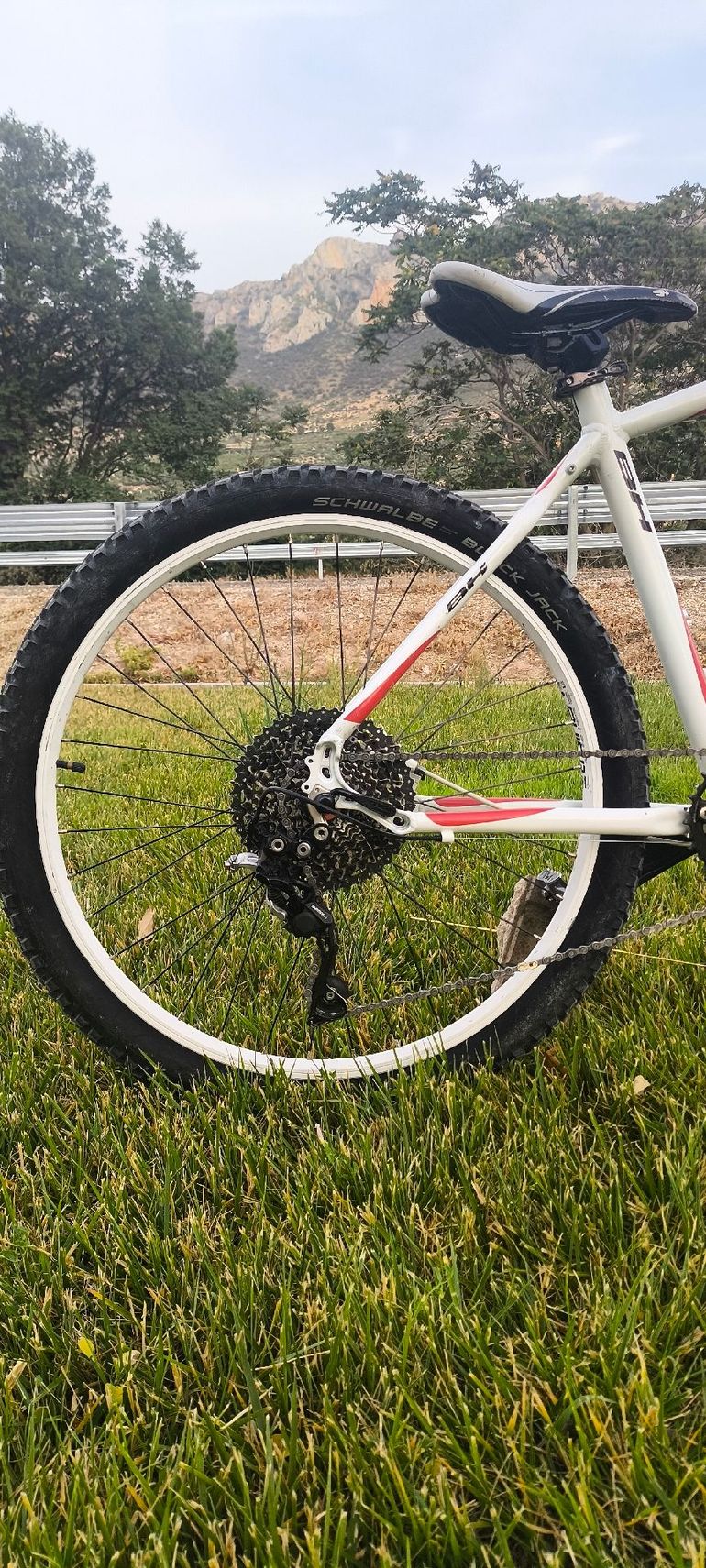 Used BH Custom Other Shimano 2010 Mountainbike, White — image 9 of 10