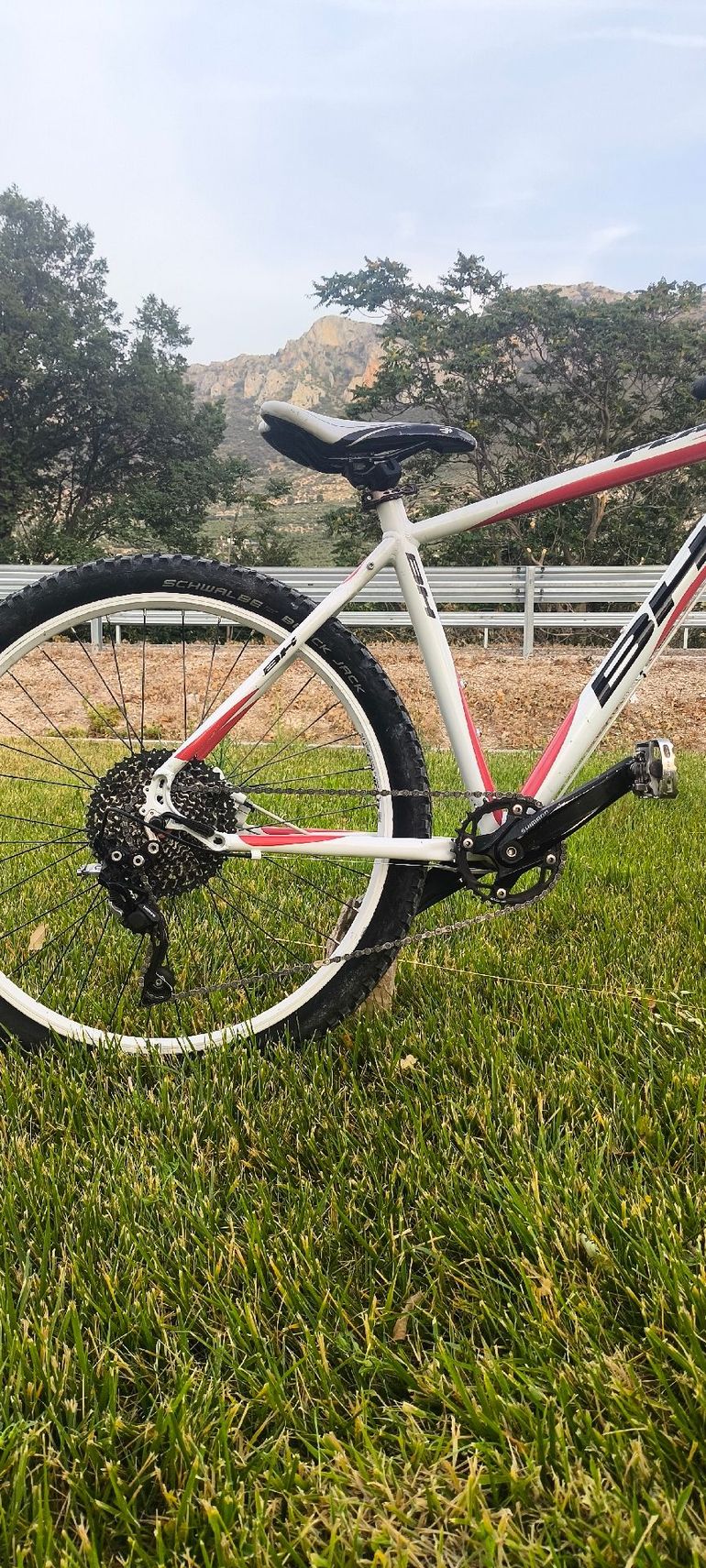 Used BH Custom Other Shimano 2010 Mountainbike, White — image 5 of 10