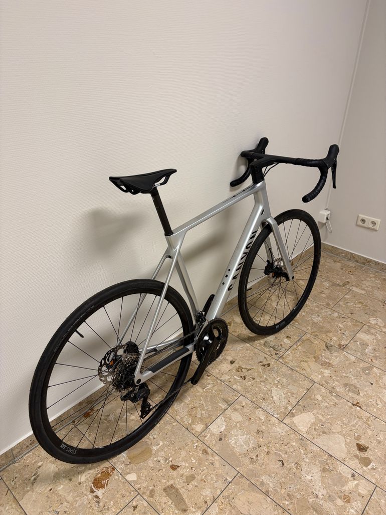 Used Canyon Endurace CF 7 2025 2025 Road & Gravel, White — image 9 of 10