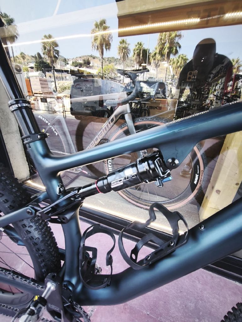 Brugt Specialized Evo 8 Pro Ltd 2023 Mountainbike — billede 9 af 15