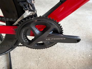 Used Canyon Aeroad Shimano Ultegra Di2 2018 Road & Gravel, Red — image 12 of 25