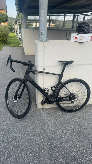 Used CUBE AGREE C:62, RACE 2024 2024 Road & Gravel