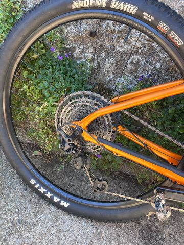 Tweedehands Trek X-Caliber 9 2022 2022 Mountainbike — afbeelding 3 van 6