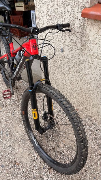 Gebrauchtes Mondraker FOXY R 2022 2022 Mountainbike, Rot, 29 — Bild 2 von 3