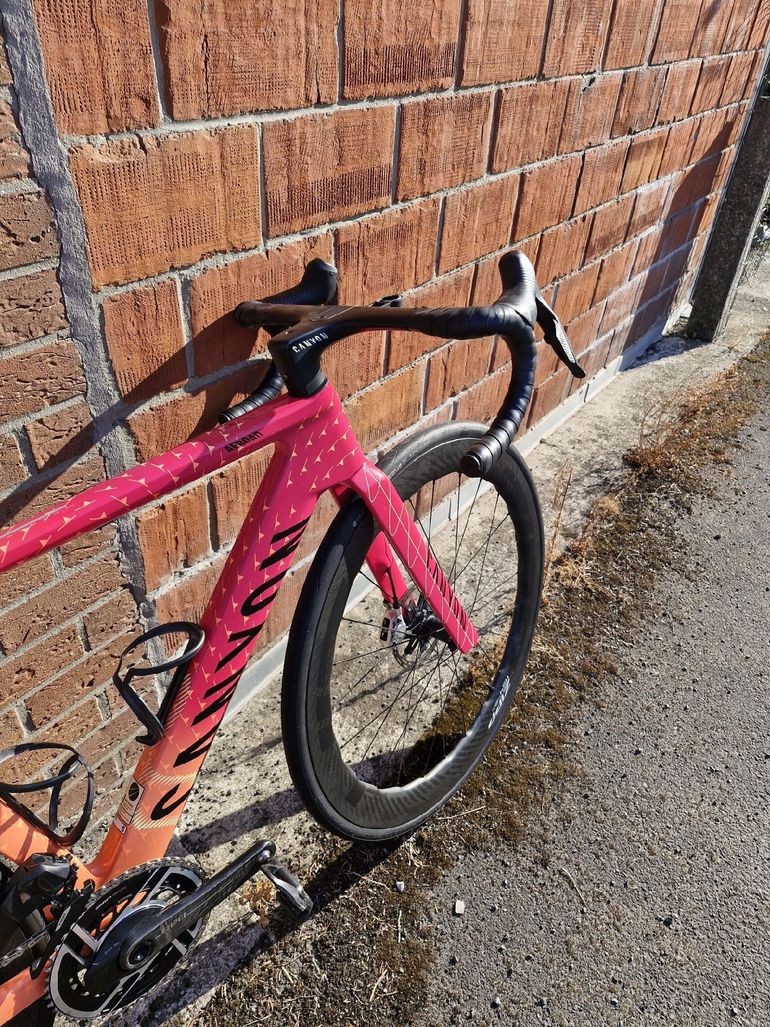 Brugt Canyon Aeroad CFR AXS 2025 2025 Road & Gravel — billede 9 af 17