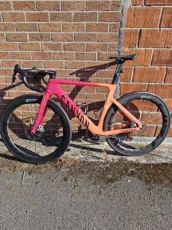 Canyon Aeroad CFR AXS 2025 2025 Road & Gravel d'occasion
