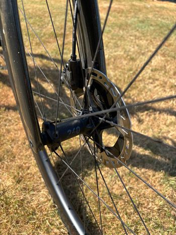Gebrauchtes Scott Addict RC 40 2024 2024 Road & Gravel, Hellgrau — Bild 7 von 8