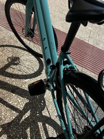 Tweedehands Trek Fx+ Shimano Altus 2023 Urban & Touring