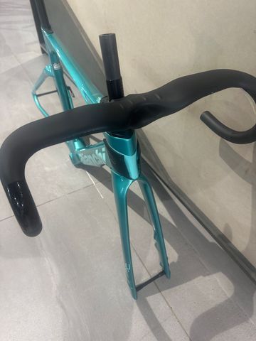 Bianchi Oltre RC 2026 Frameset 2026 Road & Gravel usato, Verde — immagine 2 di 5