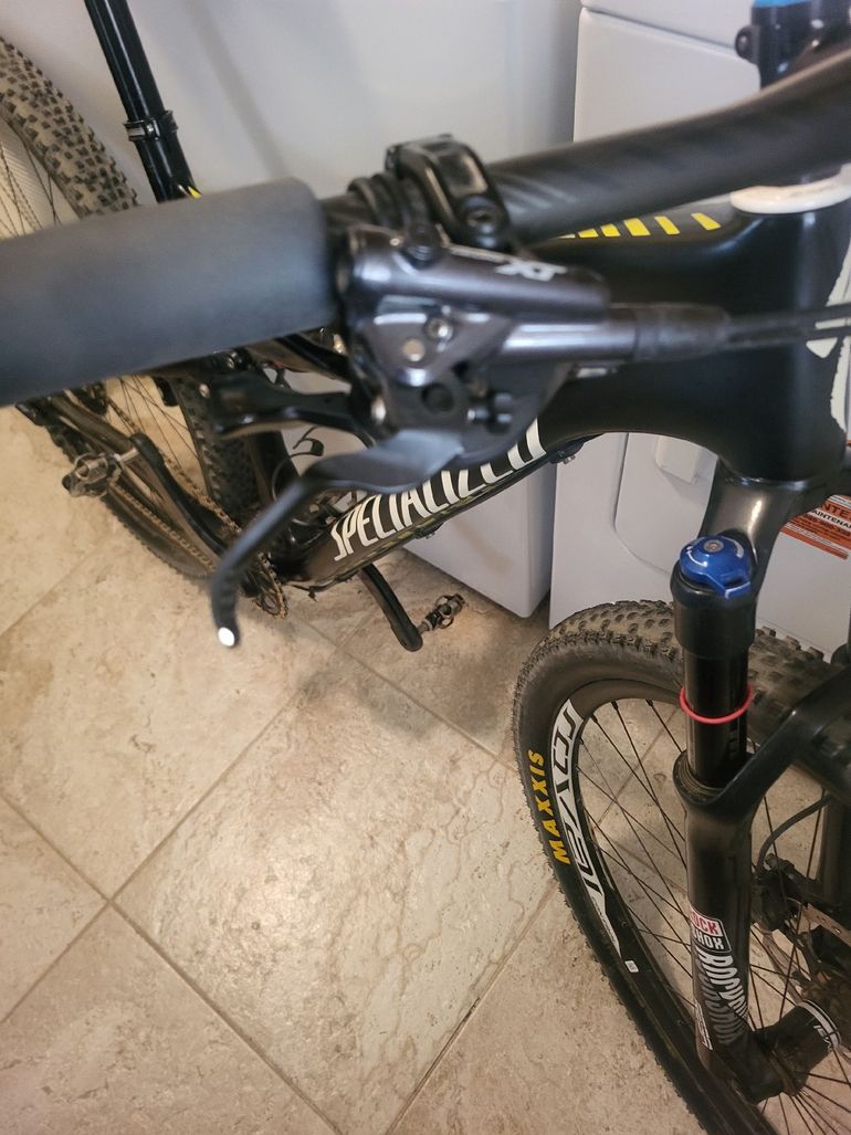 Used Specialized Epic Shimano Deore XT 2013 Mountainbike, Black — image 5 of 7