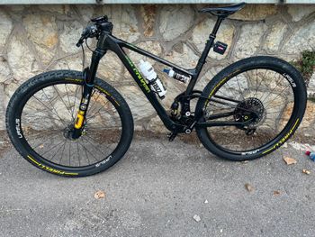 Used Lee Cougan Custom SRAM XX 2024 Mountainbike, Black — image 3 of 3