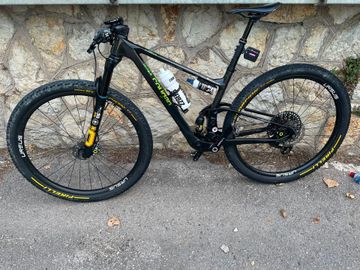 Used Lee Cougan Custom SRAM XX 2024 Mountainbike, Black — image 3 of 3