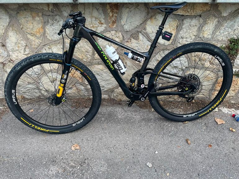 Used Lee Cougan Custom SRAM XX 2024 Mountainbike, Black — image 3 of 3
