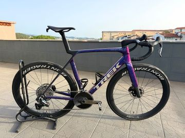 Käytetty Trek Madone SLR 7 AXS Gen 8 2025 2025 Road & Gravel