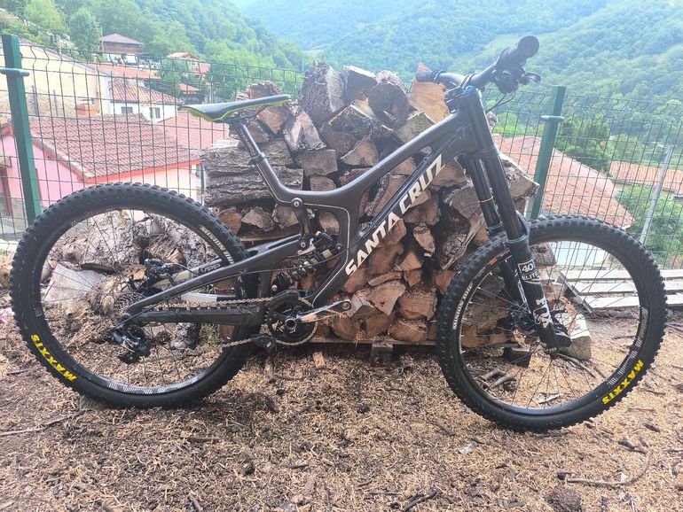 Brugt Santa Cruz V10 SRAM GX DH 2018 Mountainbike — billede 3 af 12