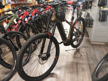 Used LOMBARDO Custom Shimano Deore 2021 Mountainbike, Orange, 29 — image 6 of 6