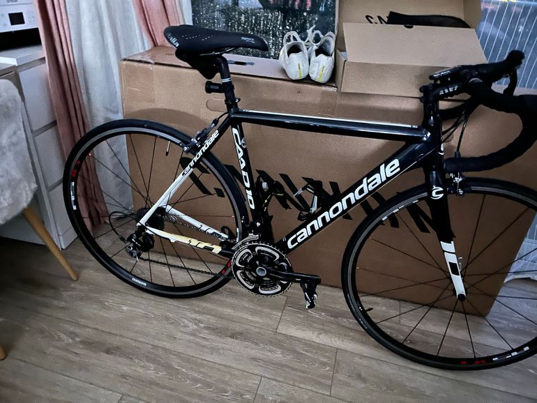 Gebrauchtes Cannondale Fat caad Shimano 105 2014 Road & Gravel, Schwarz — Bild 3 von 4
