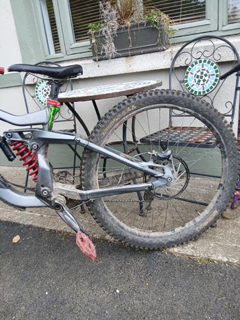 Tweedehands Vitus Dominer 2019 2019 Mountainbike — afbeelding 3 van 3