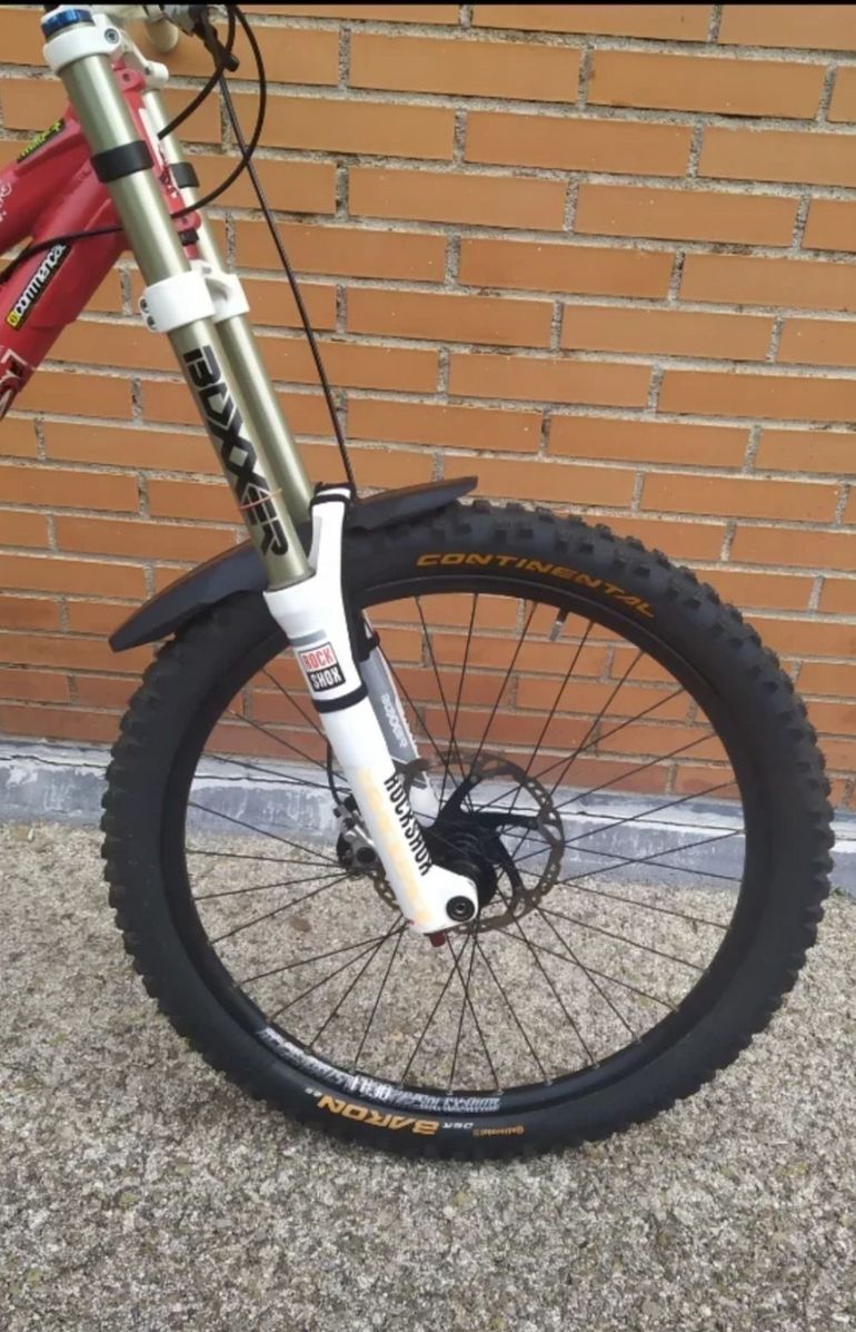 Commencal Supreme Shimano Deore XT 2012 Mountainbike usato, Rosso — immagine 7 di 10