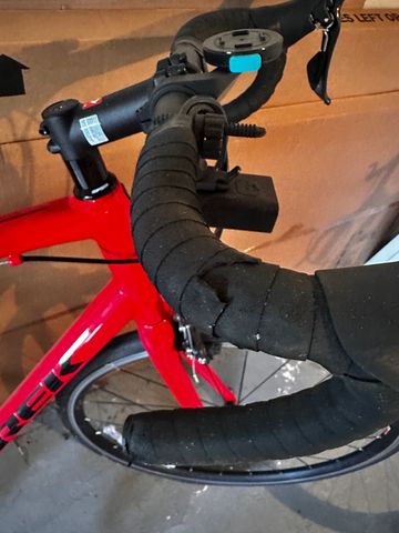 Used Trek Domane AL 3 2020 2020 Road & Gravel, Red — image 3 of 6