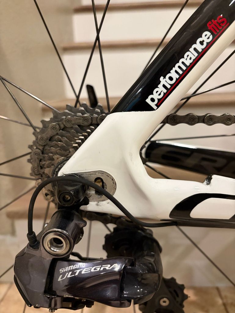 Used Guru Custom SRAM Force 2015 Road & Gravel, Red — image 4 of 19