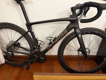 Used Specialized Roubaix Shimano 105 2023 Road & Gravel, Black — image 1 of 8