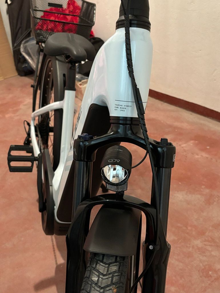 Used CUBE Custom Shimano CUES 2026 Urban, White — image 9 of 11