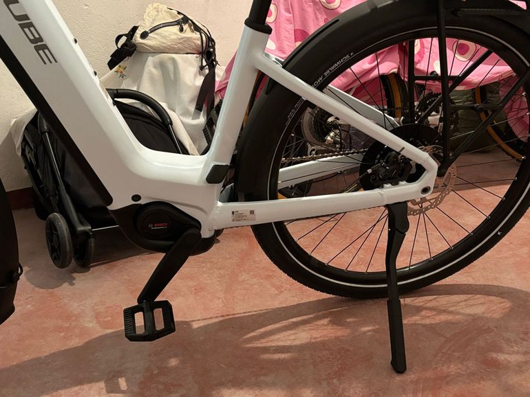 Used CUBE Custom Shimano CUES 2026 Urban, White — image 3 of 11