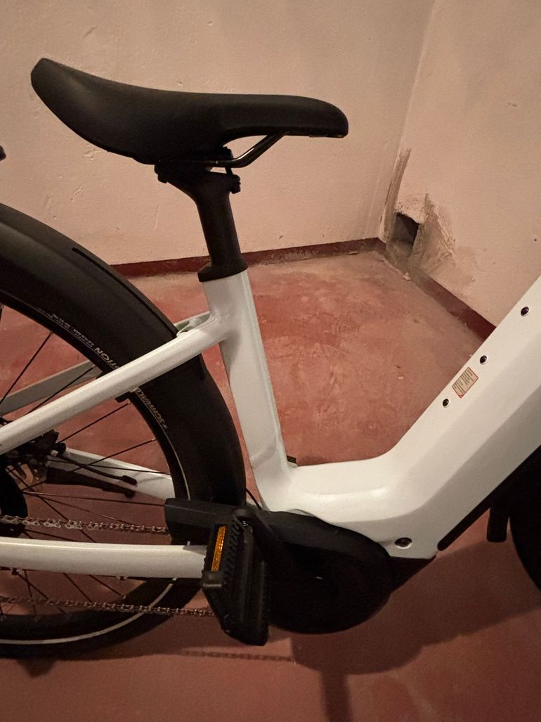 Used CUBE Custom Shimano CUES 2026 Urban, White — image 4 of 11