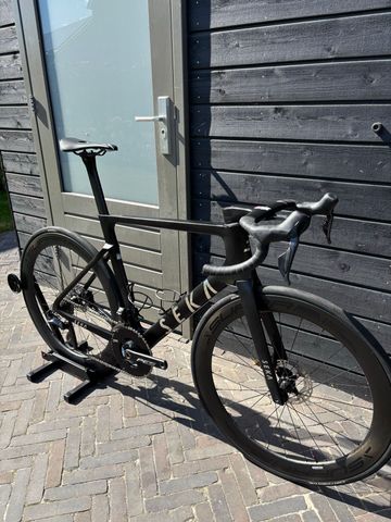 Used Seka Custom Shimano Ultegra Di2 2023 Road & Gravel, Black — image 2 of 21