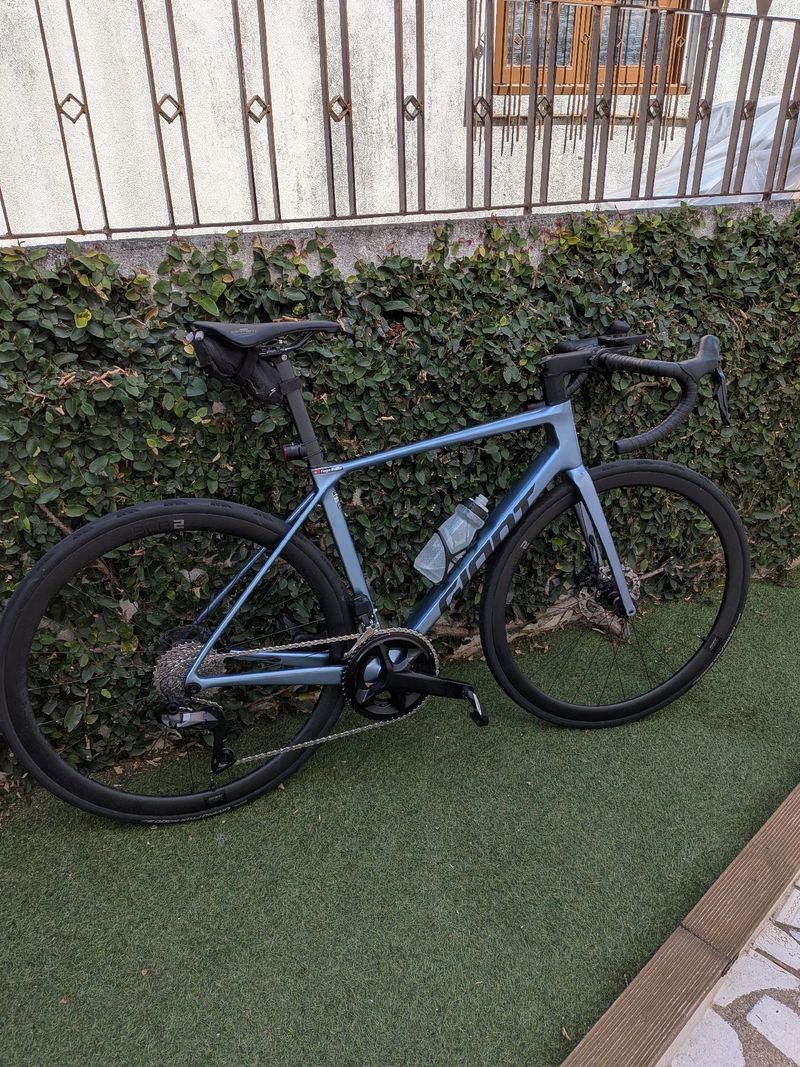 Used Giant TCR Advanced 0 Di2 2025 2025 Road & Gravel