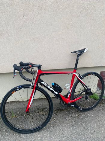 Used BH Custom SRAM Red eTap 2016 Road & Gravel, Red — image 3 of 11