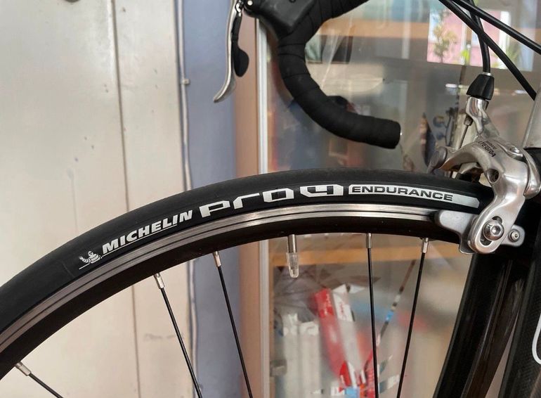 Used De Rosa Custom Shimano Ultegra 2005 Road & Gravel, White — image 16 of 18
