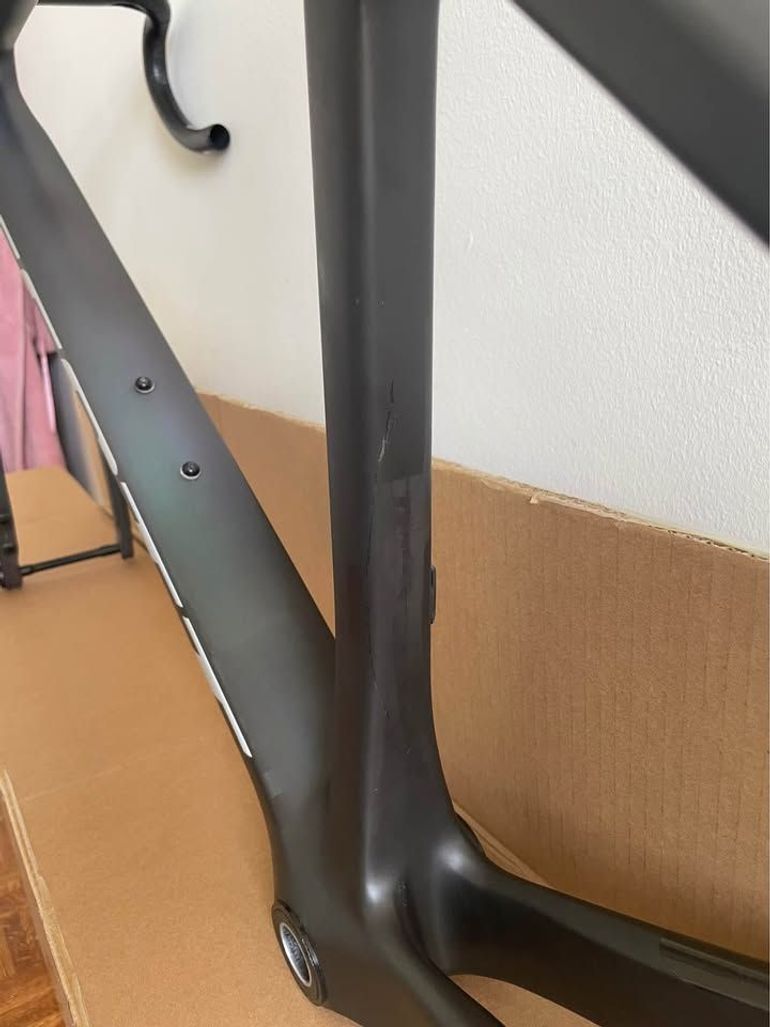 Used Scott Addict RC Pro 2021 Frameset 2021 Road & Gravel, Green — image 3 of 7