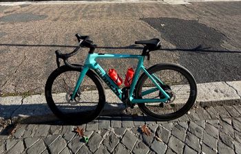 Used Bianchi e-Oltre Ultegra Di2 2025 2025 Road & Gravel