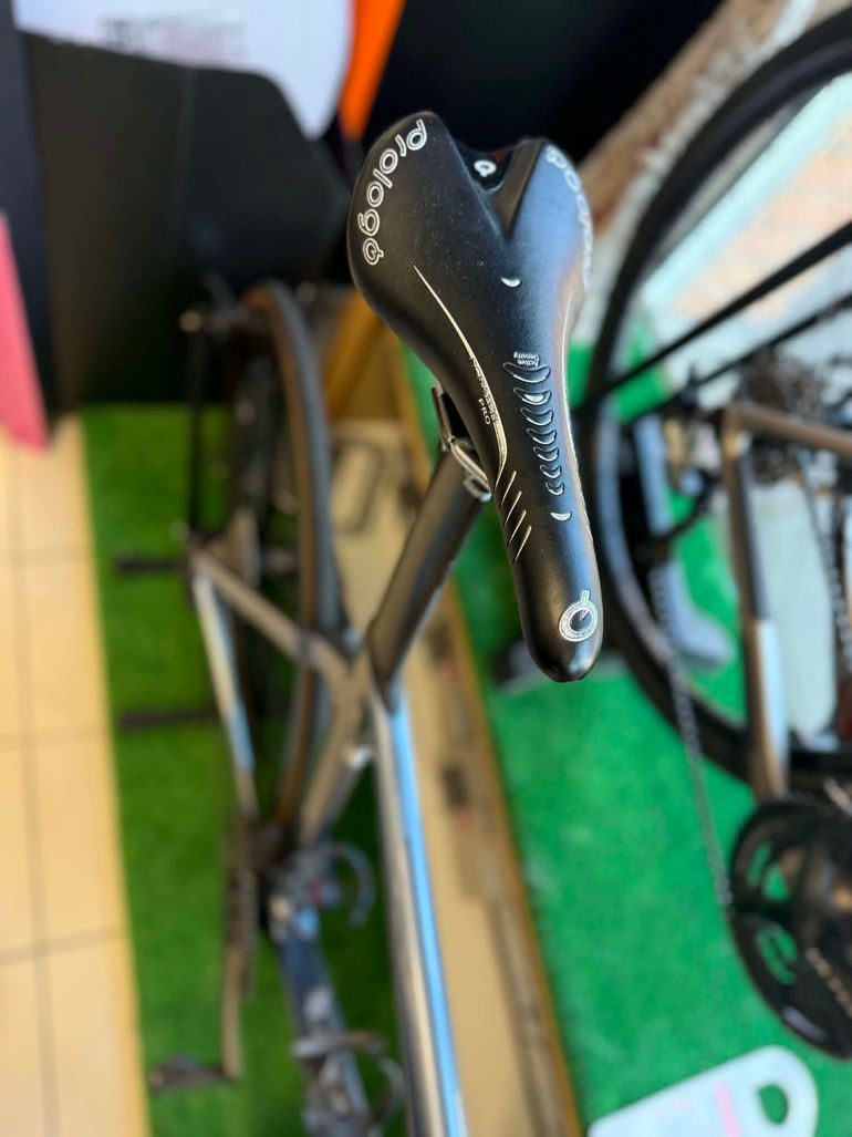 Giant Propel Advanced Pro 0 2024 2024 Road & Gravel usato, Viola — immagine 7 di 10