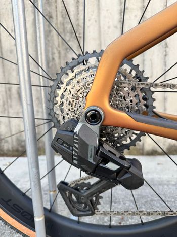 Gebrauchtes Pinarello Grevil+ SRAM Rival eTap AXS 2026 Road & Gravel, Orange — Bild 3 von 6