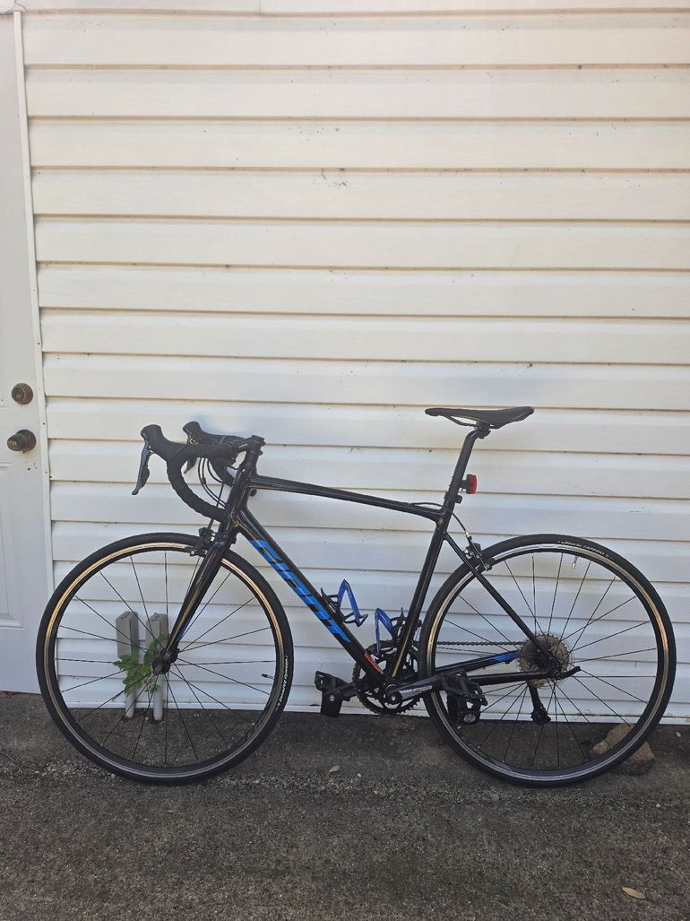 Used Giant Contend 3 2021 2021 Road & Gravel, Black — image 2 of 7