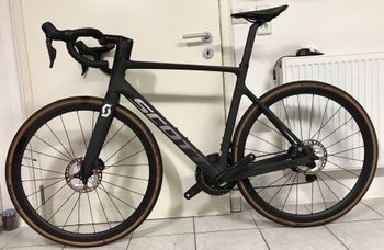 Scott Addict Shimano Ultegra Di2 2023 Road & Gravel d'occasion