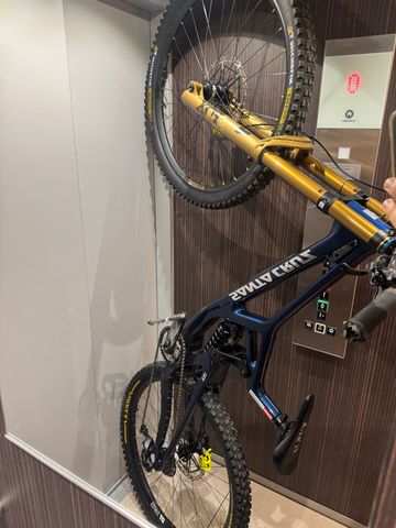Brugt Santa Cruz V10 DH X01 2027 2027 Mountainbike — billede 5 af 9