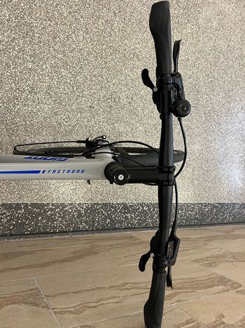 Brugt Giant FastRoad SL 2 2022 2022 Urban — billede 5 af 12
