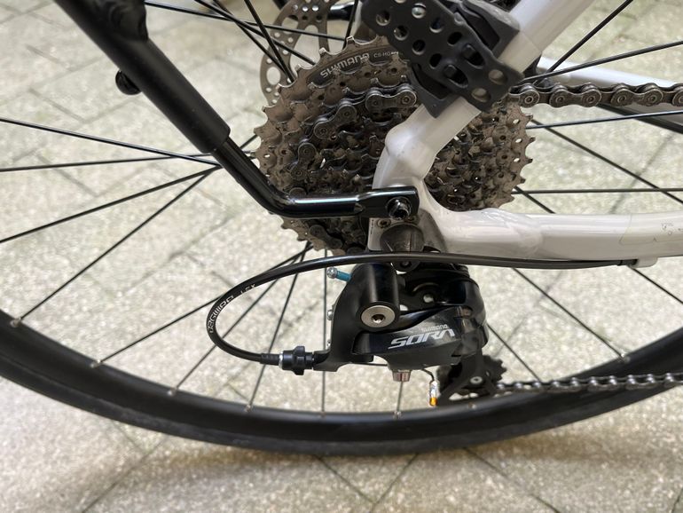 Brugt Giant FastRoad SL 2 2022 2022 Urban — billede 8 af 12