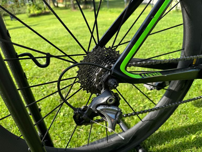Gebrauchtes Canyon Speedmax CF 8.0 SL 2019 2019 Road & Gravel, Schwarz — Bild 9 von 10