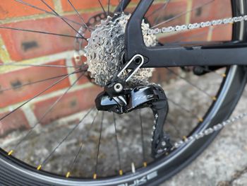 Merida REACTO 6000 Di2 2024 2024 Road & Gravel usato, Nero — immagine 3 di 5