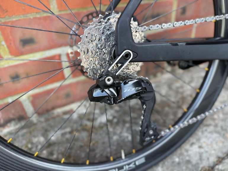 Merida REACTO 6000 Di2 2024 2024 Road & Gravel usato, Nero — immagine 3 di 5