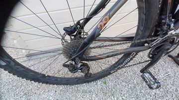 Used Stevens 401 Colorado, 18 inch 2013 Mountainbike, Black, 29 — image 7 of 17