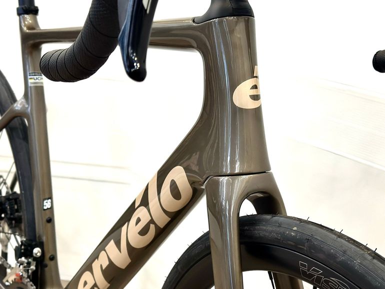 Cervélo Caledonia 105 2026 2026 Road & Gravel usato, Grigio chiaro — immagine 5 di 9