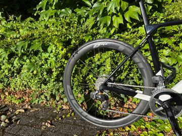 Tweedehands Canyon Ultimate CF SL 7 eTap 2023 2023 Road & Gravel — afbeelding 5 van 7