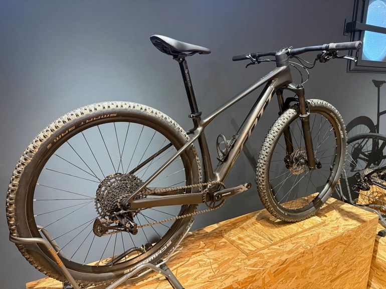 Used Scott Scale 940 2024 2024 Mountainbike, Black, 29 — image 2 of 13