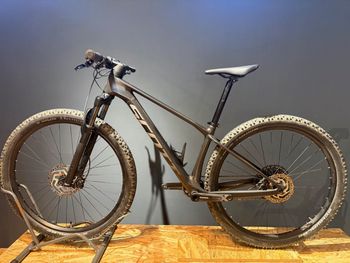 Used Scott Scale 940 2024 2024 Mountainbike, Black, 29 — image 11 of 13